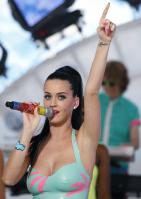 22784_katyry239893283_122_214lo.jpg