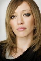 01101_hilaryduff_sundaytelegraph2006_08_122_206lo.jpg